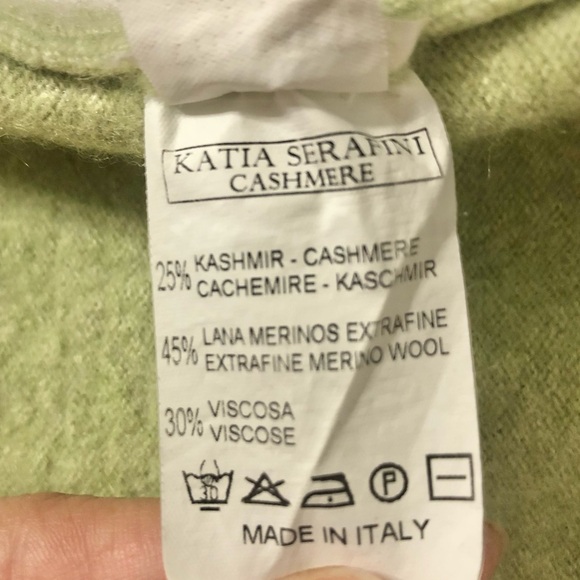 Green Button-Up Women's Cardigan - Picture 10 of 11